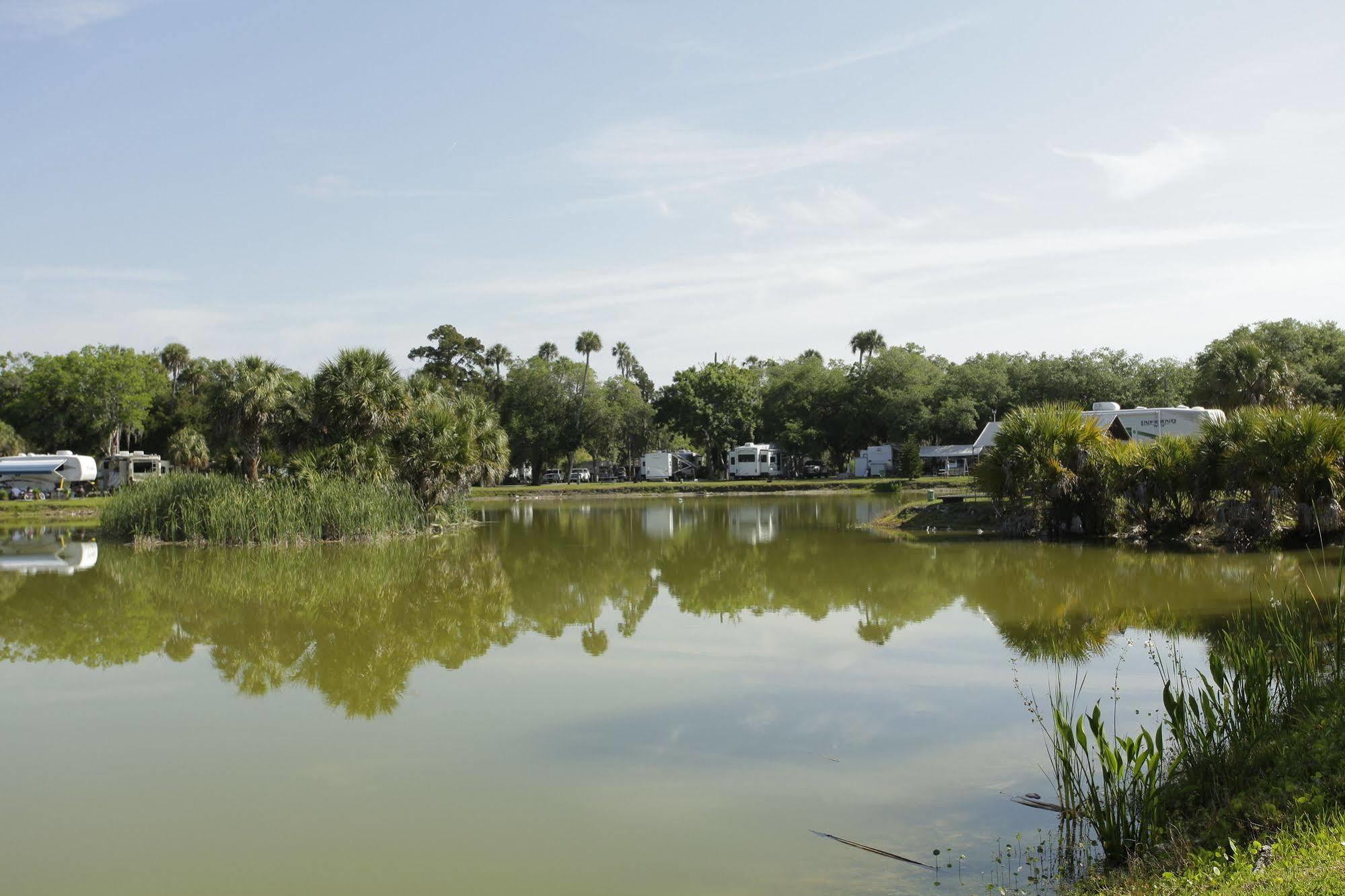 Crystal Isles Rv Resort Crystal River Exterior foto